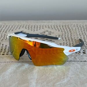 Oakley Radar EV Path Sunglasses